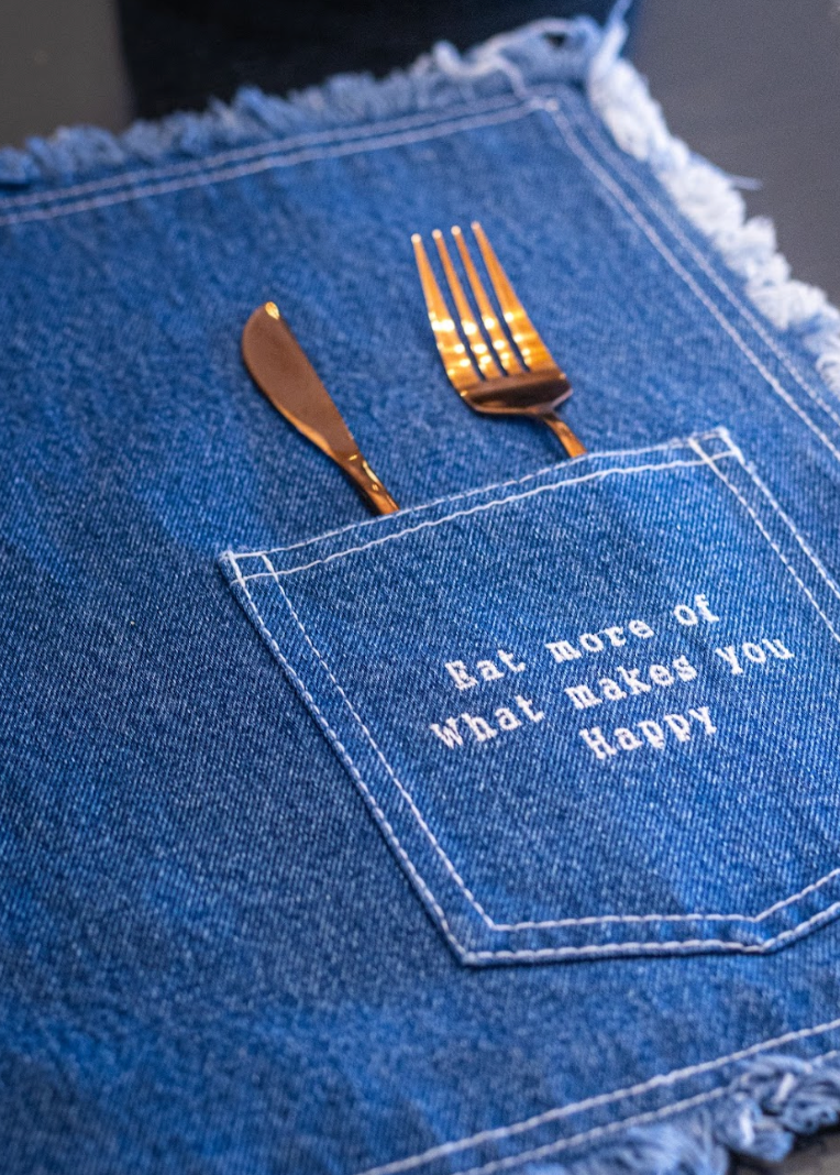 Individual tablecloth