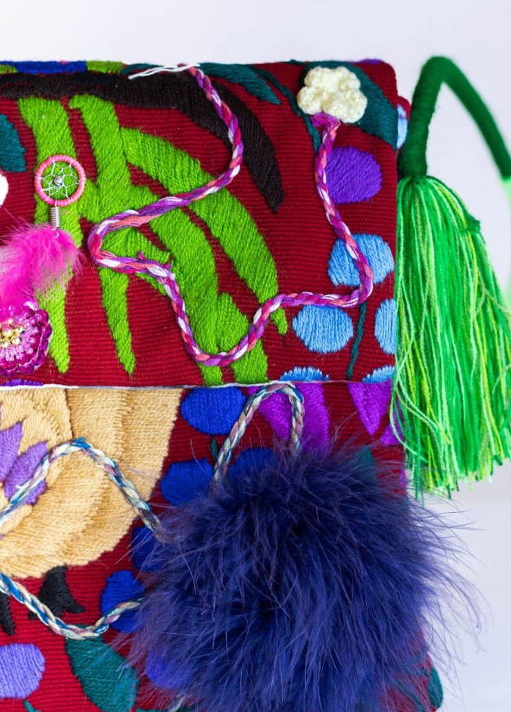 El Funky Clutch - Rojo & pompom morado